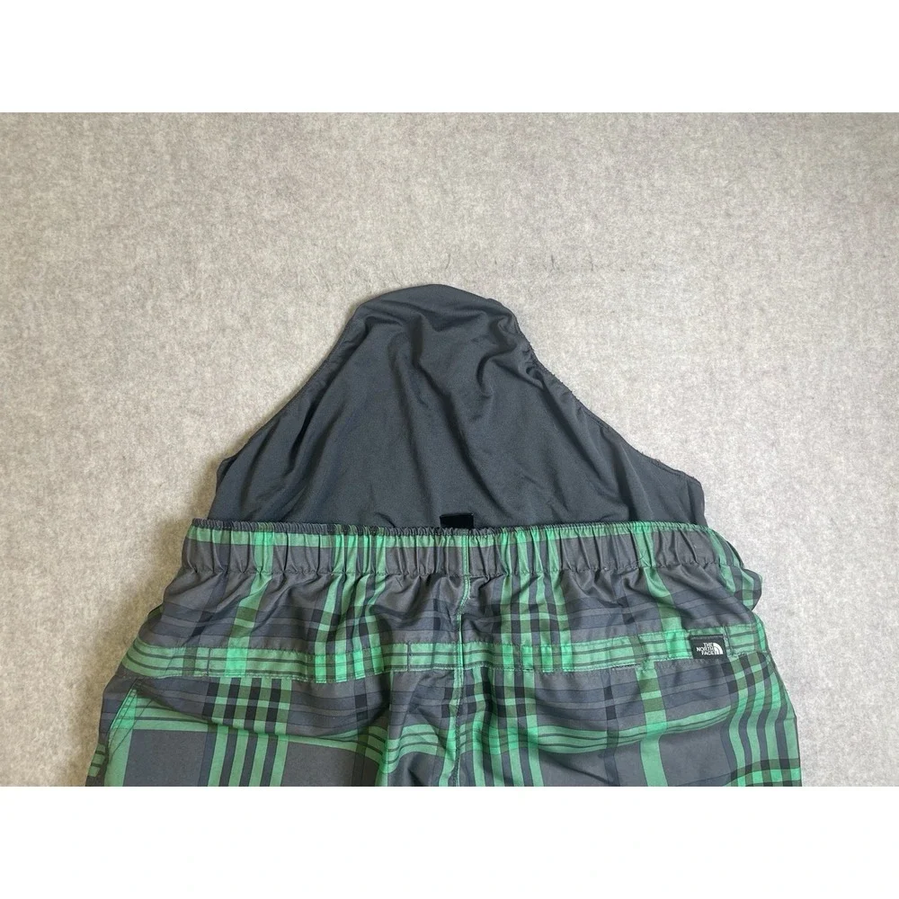 THE North Face Shorts Mens Size LG Plaid Green Swim Suit Trunks Belt and Pockets